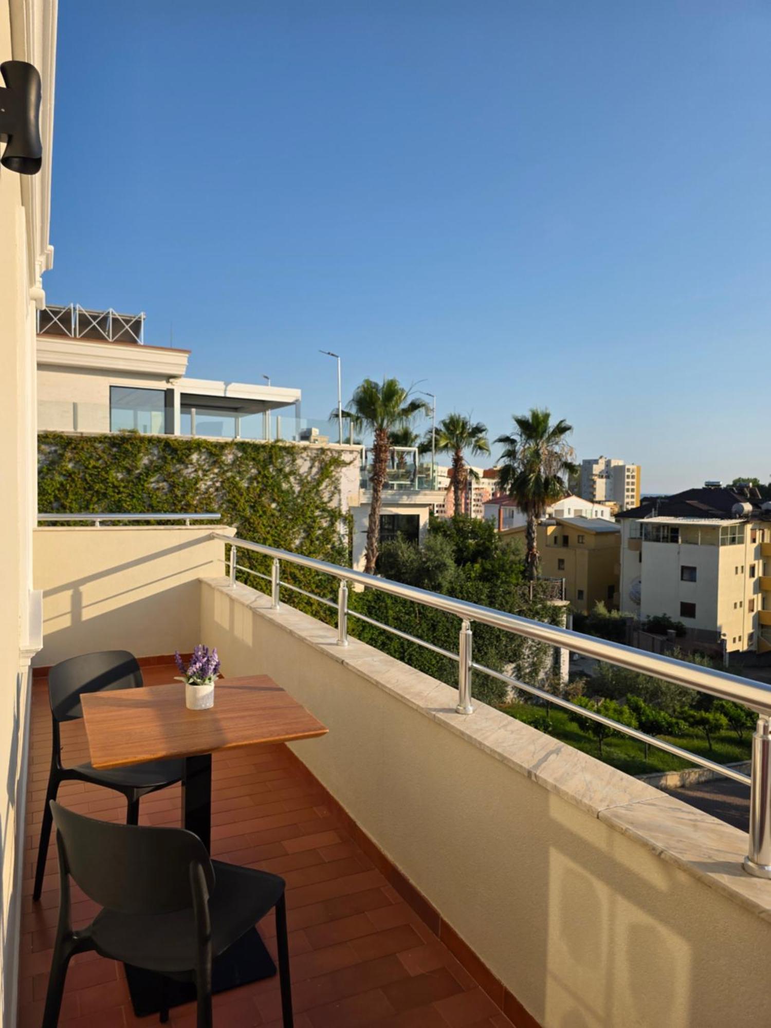 Aparthotel Safira *