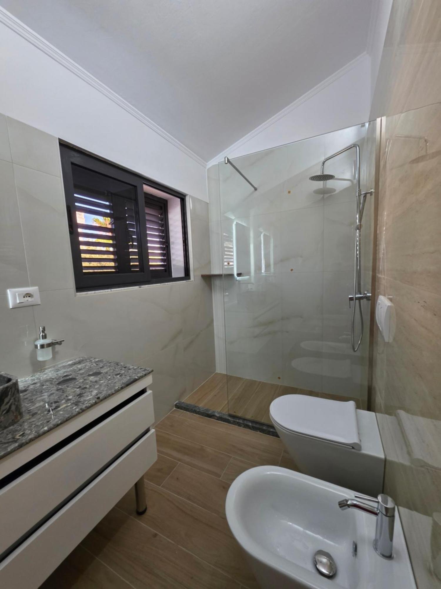 Safira Aparthotel *