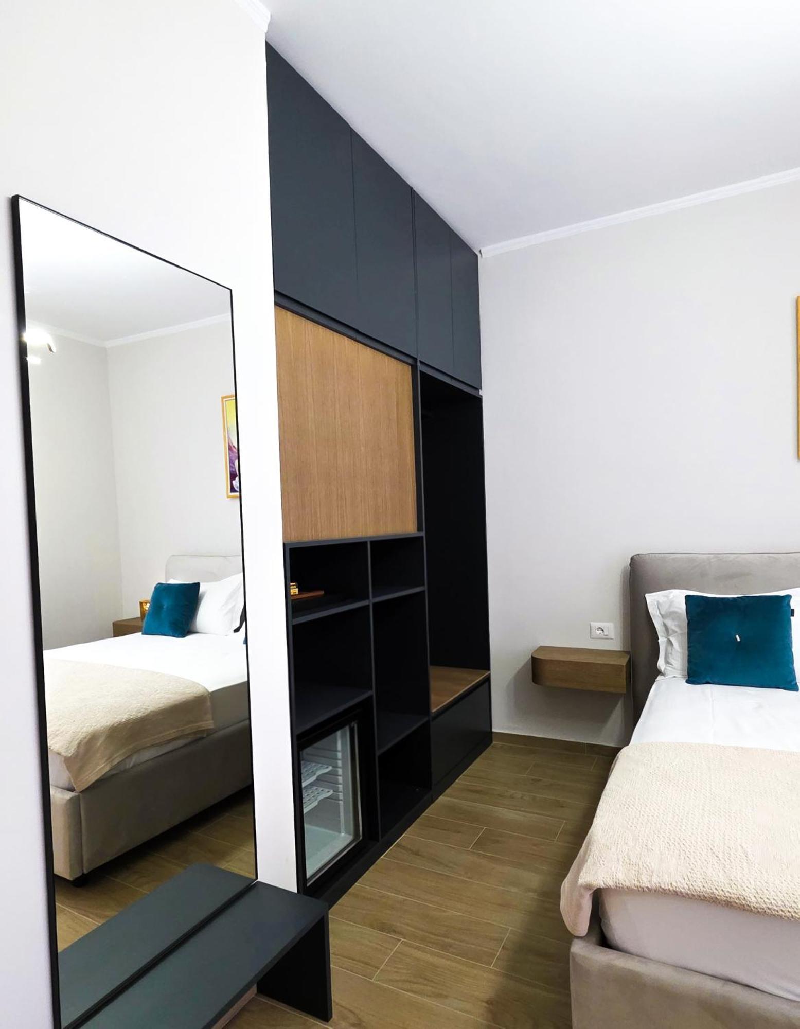 Aparthotel Safira Durrës
