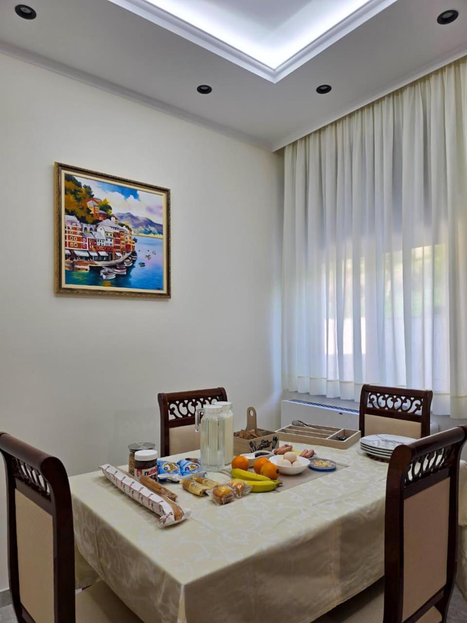 Safira Aparthotel Durrës