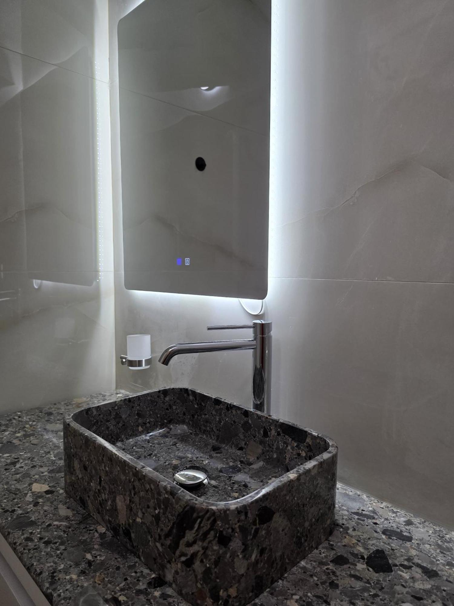 Aparthotel Safira *